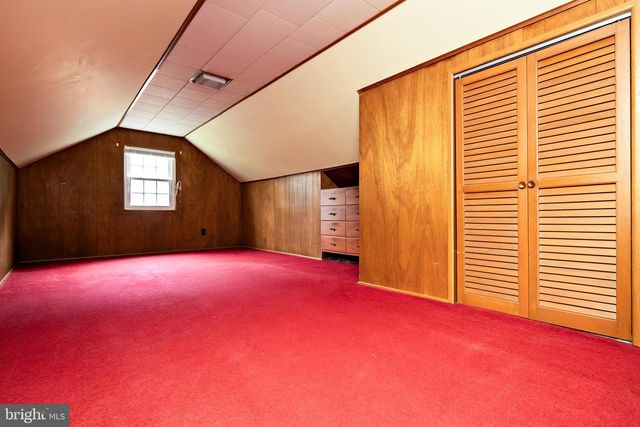 1230 SYLVAN DR, Haddon Heights, NJ 08035