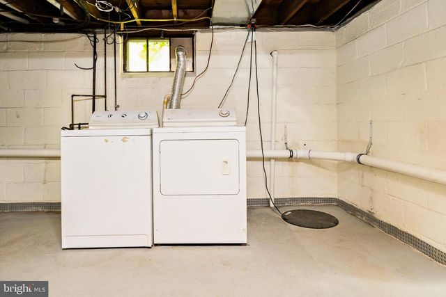 1230 SYLVAN DR, Haddon Heights, NJ 08035