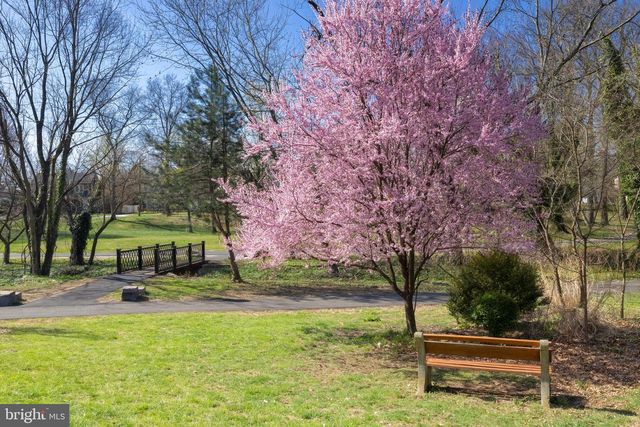 1230 SYLVAN DR, Haddon Heights, NJ 08035