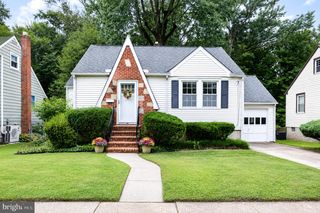 1230 SYLVAN DR, Haddon Heights, NJ 08035