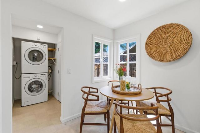 528 Macarthur Avenue, Redwood City, CA 94063
