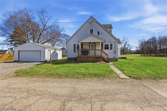 2847 Youngstown Avenue, Mcdonald, OH 44437