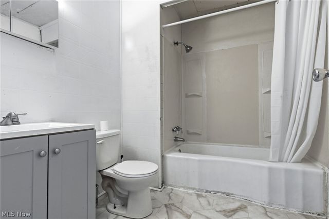 2847 Youngstown Avenue, Mcdonald, OH 44437