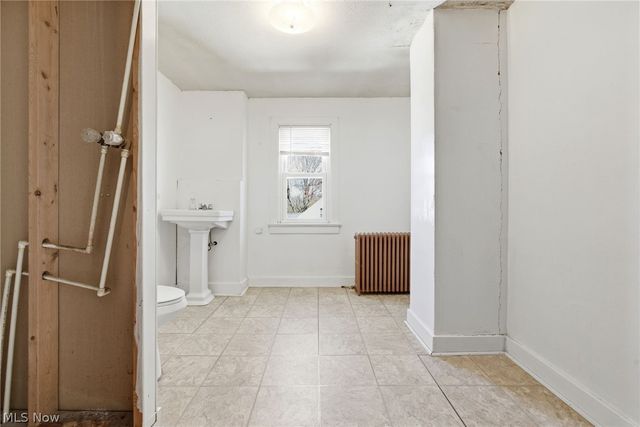 2847 Youngstown Avenue, Mcdonald, OH 44437