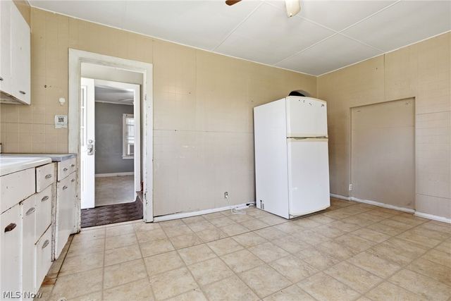 2847 Youngstown Avenue, Mcdonald, OH 44437