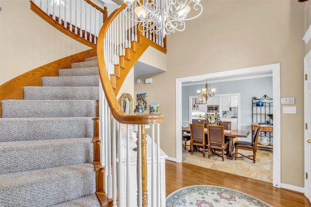 210 River Oaks Drive, Baytown, TX 77523