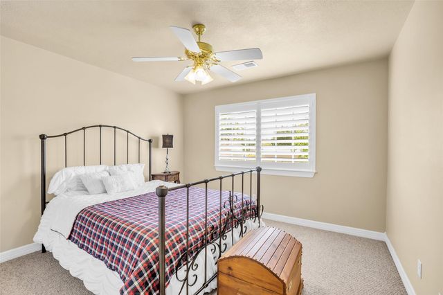 210 River Oaks Drive, Baytown, TX 77523