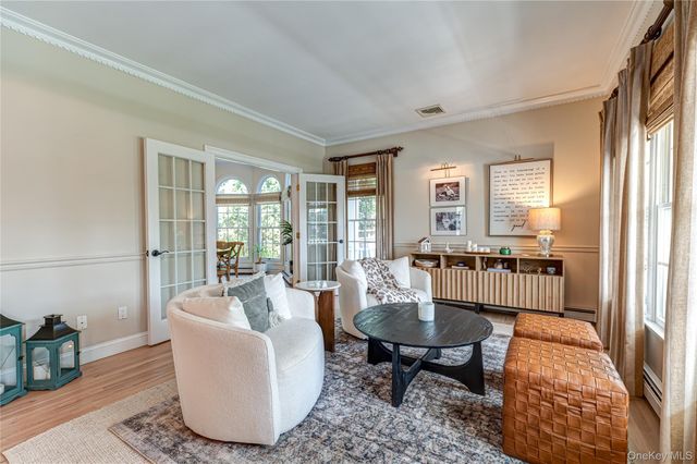 119 6th Street, Saint James, NY 11780