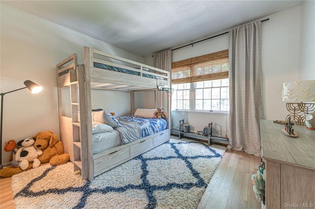 119 6th Street, Saint James, NY 11780