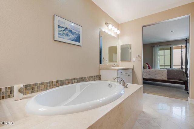 1553 Windshore Way, Oxnard, CA 93035