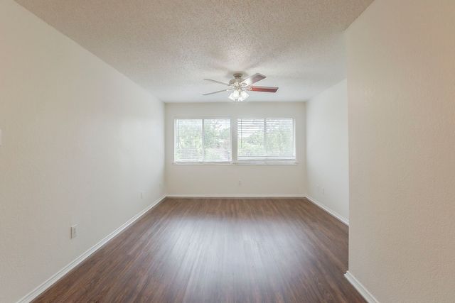 4617 Barnhill Lane, Fort Worth, TX 76135