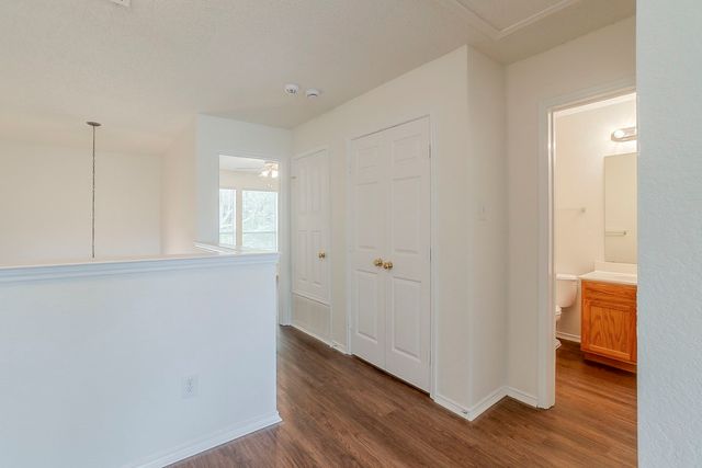 4617 Barnhill Lane, Fort Worth, TX 76135