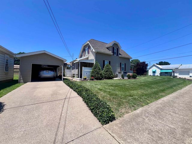2777 N Staunton Road, Huntington, WV 25702