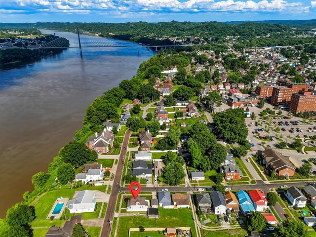 2777 N Staunton Road, Huntington, WV 25702