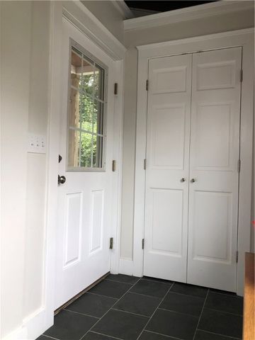 12 Hillside Avenue, Newport, RI 02840