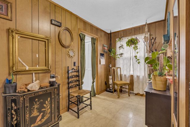 5881 Burgess Falls Rd, Sparta, TN 38583