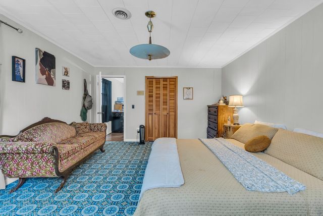 5881 Burgess Falls Rd, Sparta, TN 38583