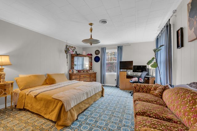 5881 Burgess Falls Rd, Sparta, TN 38583