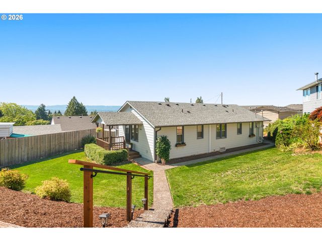1403 GRAND Blvd, Vancouver, WA 98661