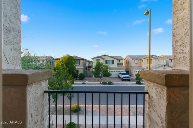 3453 E AZALEA Drive, Gilbert, AZ 85298