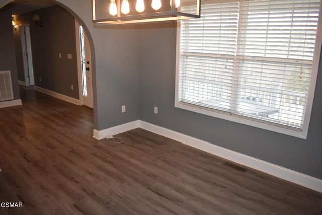 2147 Aaron Court, Sevierville, TN 37876