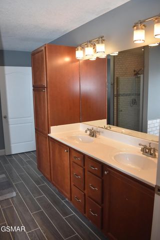 2147 Aaron Court, Sevierville, TN 37876