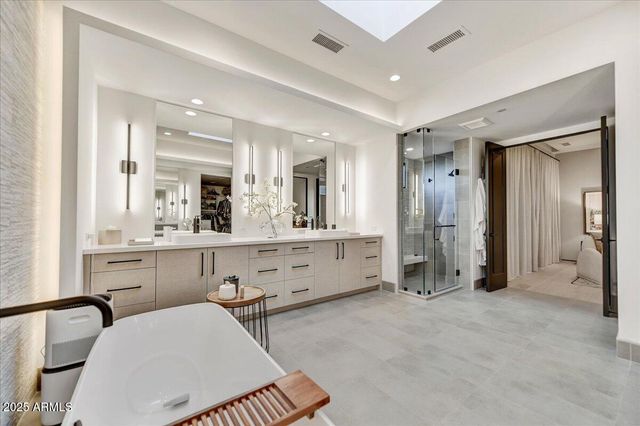 4938 N ASCENT Drive, Scottsdale, AZ 85251