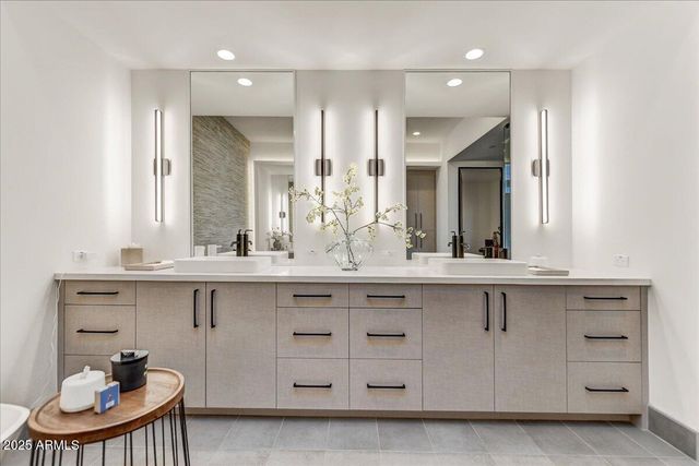 4938 N ASCENT Drive, Scottsdale, AZ 85251