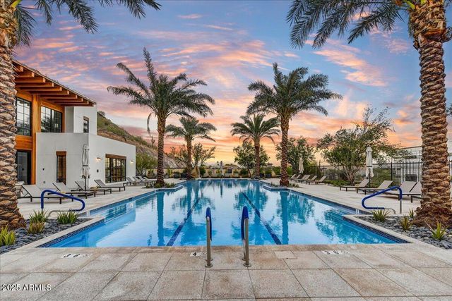 4938 N ASCENT Drive, Scottsdale, AZ 85251