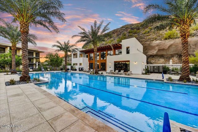 4938 N ASCENT Drive, Scottsdale, AZ 85251