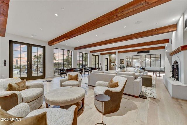 4938 N ASCENT Drive, Scottsdale, AZ 85251