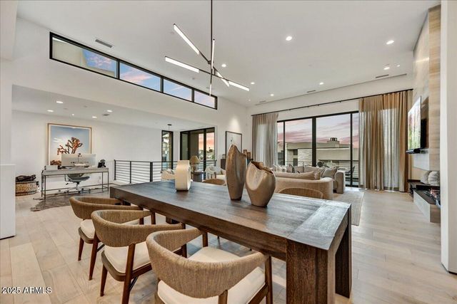 4938 N ASCENT Drive, Scottsdale, AZ 85251