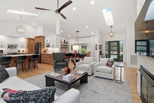 45 Pinewild Drive, Pinehurst, NC 28374