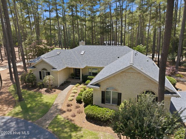 45 Pinewild Drive, Pinehurst, NC 28374