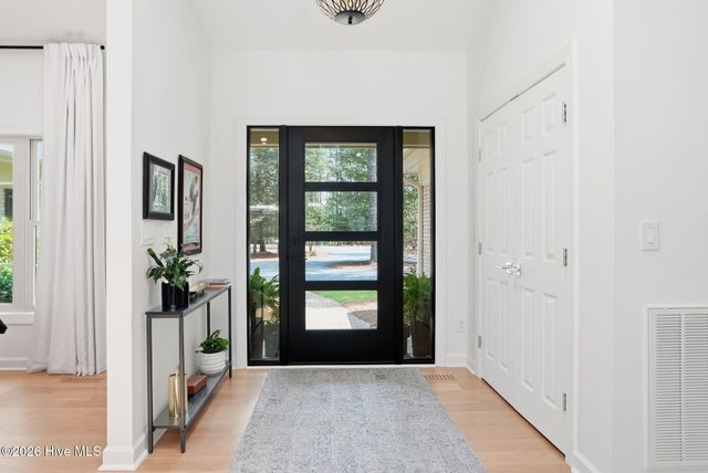 45 Pinewild Drive, Pinehurst, NC 28374