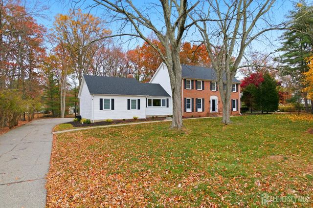 28 Southfield Road, Edison, NJ 08820