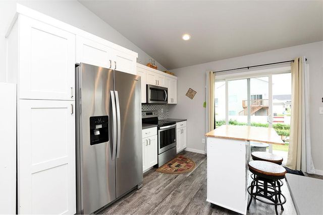 2723 W Westwood Street W, West Fargo, ND 58078