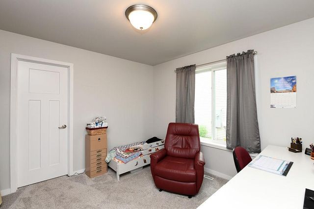 2723 W Westwood Street W, West Fargo, ND 58078