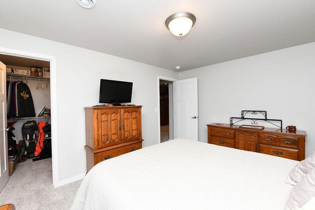 2723 W Westwood Street W, West Fargo, ND 58078