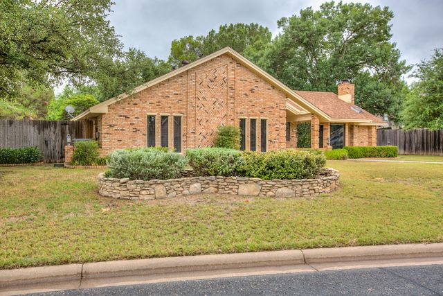 3221 Ridgecrest Lane, San Angelo, TX 76904