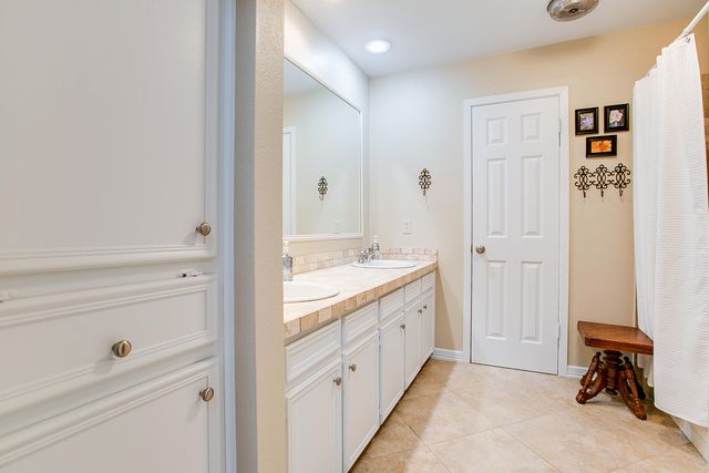 3221 Ridgecrest Lane, San Angelo, TX 76904