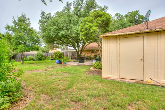 3221 Ridgecrest Lane, San Angelo, TX 76904