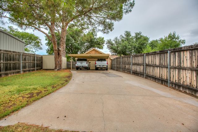 3221 Ridgecrest Lane, San Angelo, TX 76904