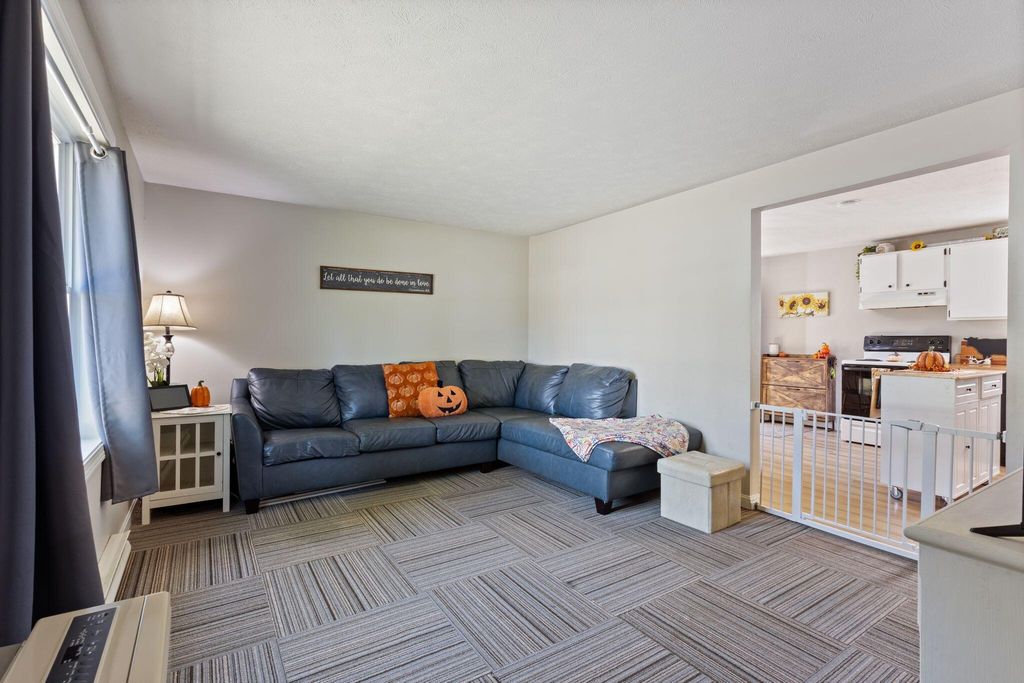 1 Seneca Avenue, Sanford, ME 04073 — photo 4
