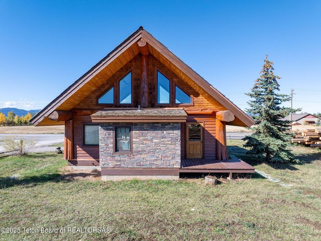 1221 N HIGHWAY 33, Driggs, ID 83422 photo 13