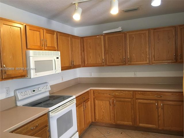 7260 Sienna Ridge Drive, Lauderhill, FL 33319