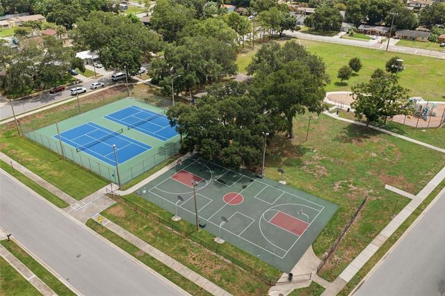 2804 APPLEWOOD DRIVE, Clearwater, FL 33759