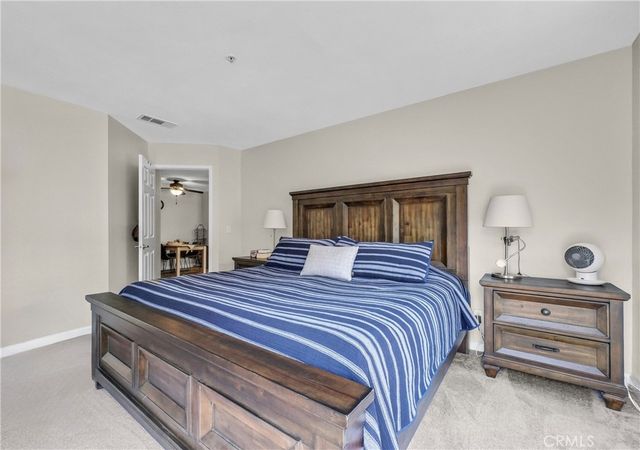 1980 Las Colinas Circle 301, Corona, CA 92879