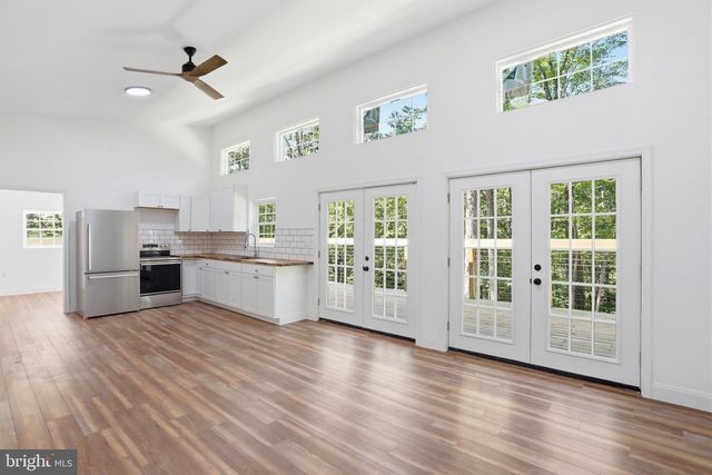 1307 CARDINAL DR, Luray, VA 22835