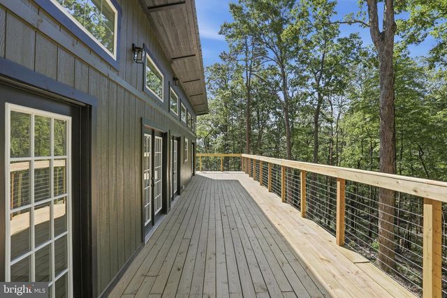 1307 CARDINAL DR, Luray, VA 22835